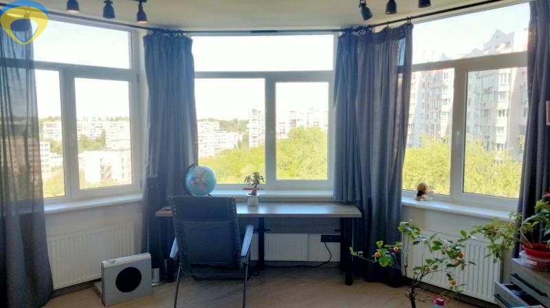 продажа двухкомнатной квартиры номер A-173497 в Приморском районе, фото номер 7